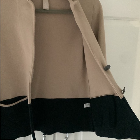 🖤5/$25  Banana Republic Beige black Sweater - Picture 6 of 8